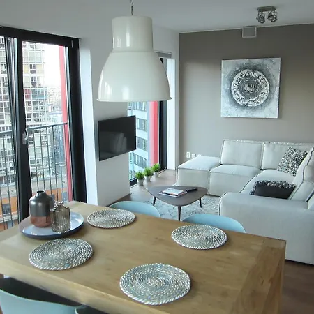 Apartment Red Apple Centre Luxury 2 Bedroom